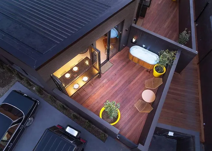 Yellow Pots B, Luxurious Outdoor Bath Appartement Wanaka